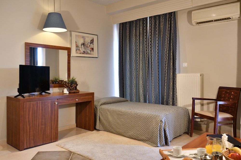 Standard Triple Room - Photo 15
