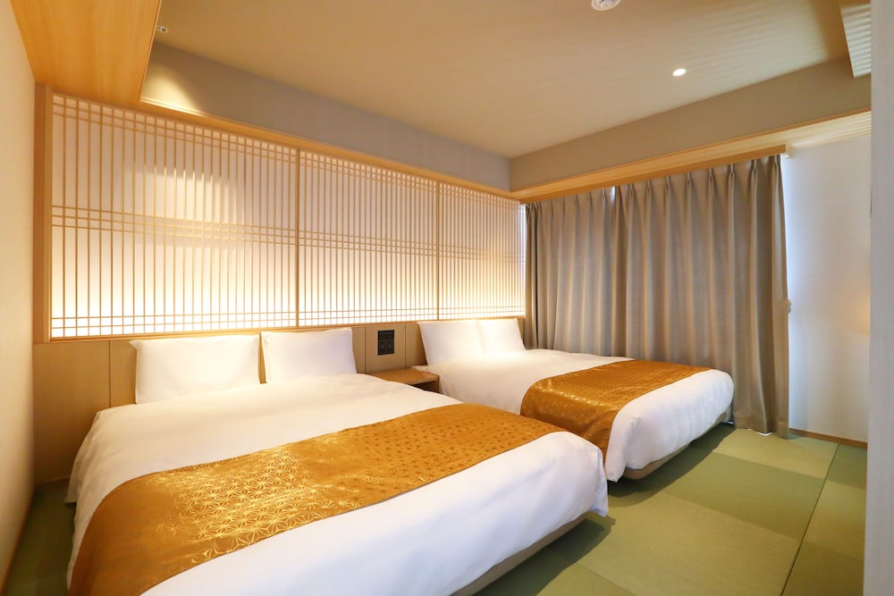 Suite - Photo 7