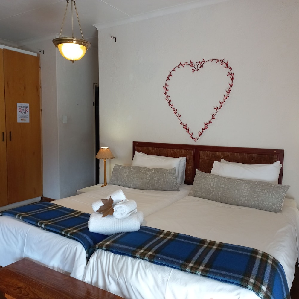 Luxury Room, 1 Bedroom, Private Bathroom, Mountain View photo 1
