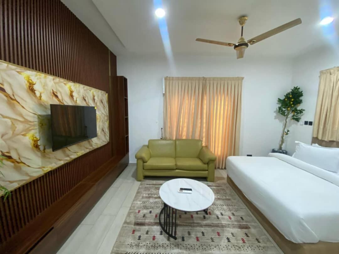 King Suite photo 3