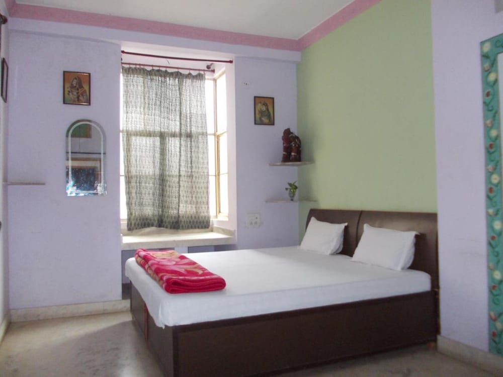 Standard Double Room, City View photo 3