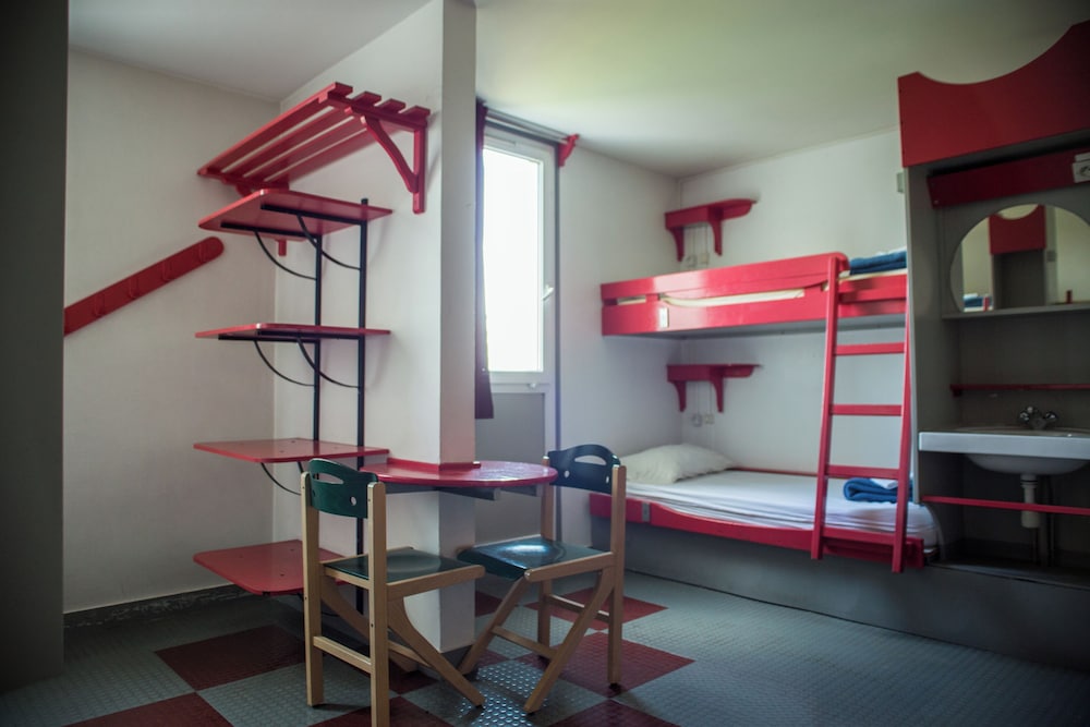 Bed in 2-Bed Female Dormitory with Ensuite Shower Shared Toilets photo 3