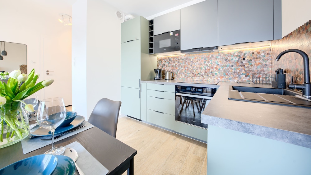 Apartment (11 G) photo 2
