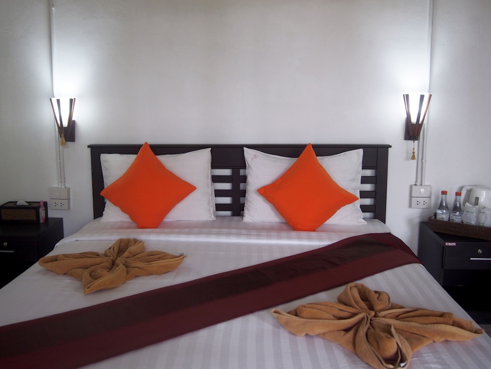 Garden Bungalow Double photo 2