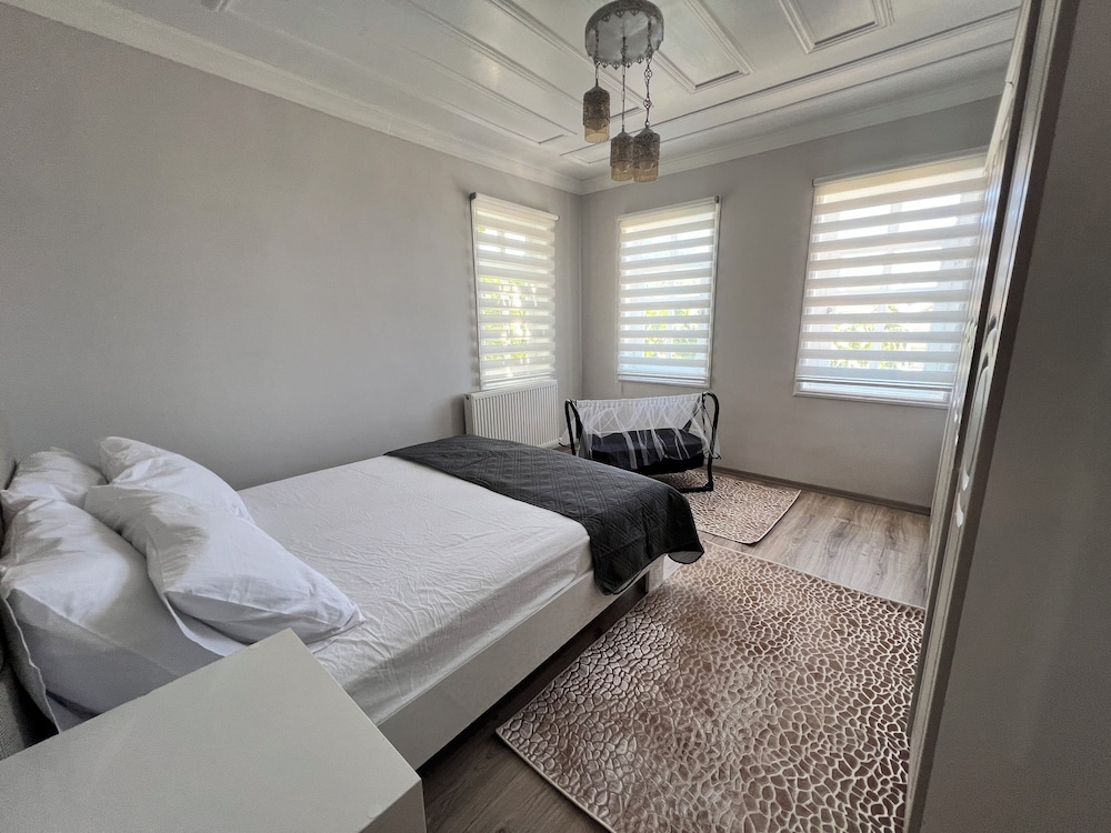 Executive Suite, Garden View