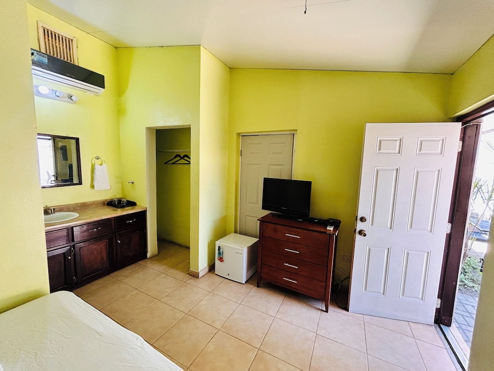 Deluxe Double Room, 1 Double Bed photo 3
