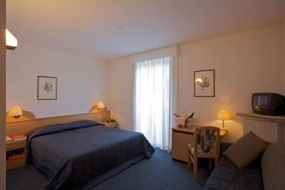 Standard Single Room photo 2