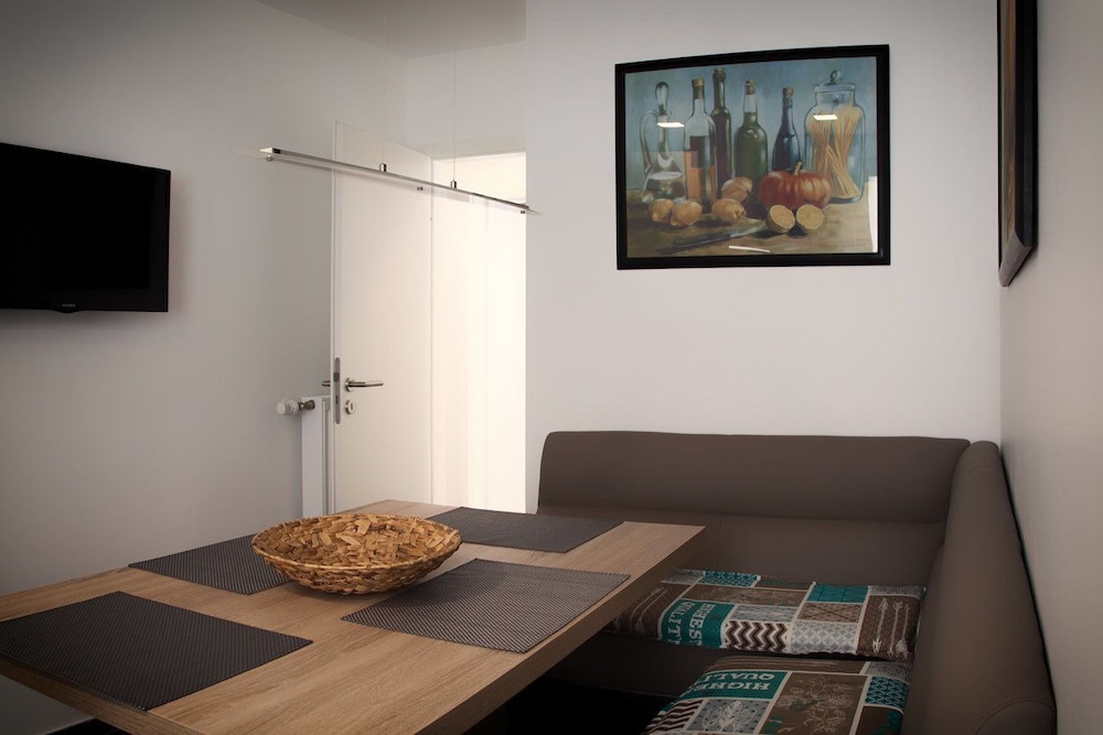 Luxury Apartment photo 3