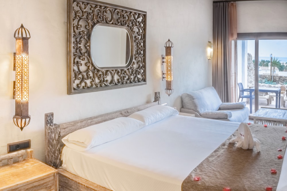 Junior Suite (Superior) - Photo 18