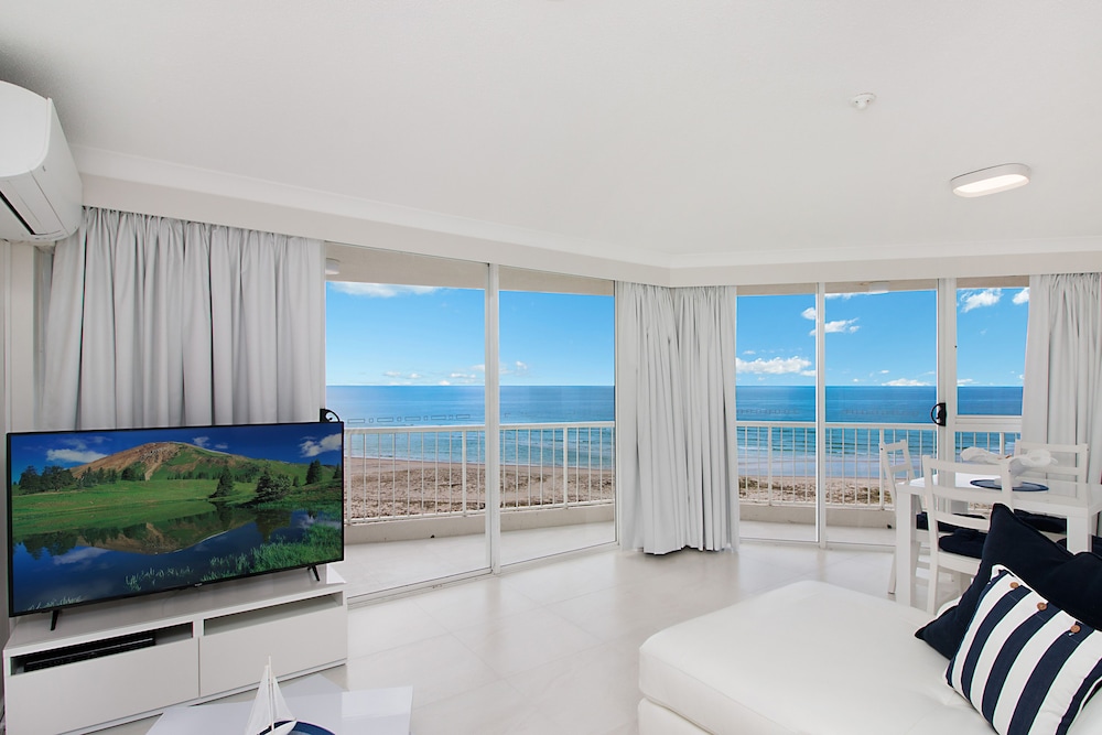 One-Bedroom Executive Suite photo 2