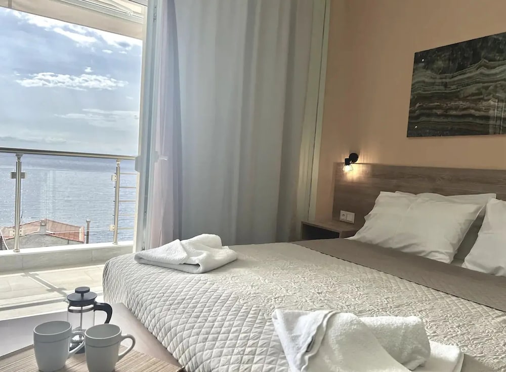 Deluxe Double Room, Balcony, Beach View