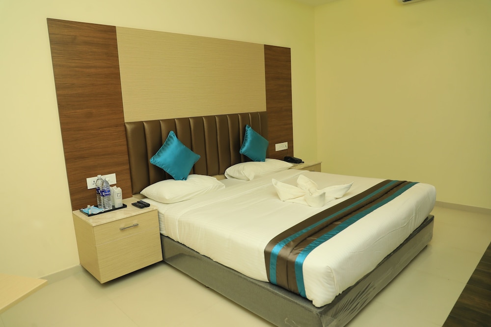 Executive Room - Photo 1
