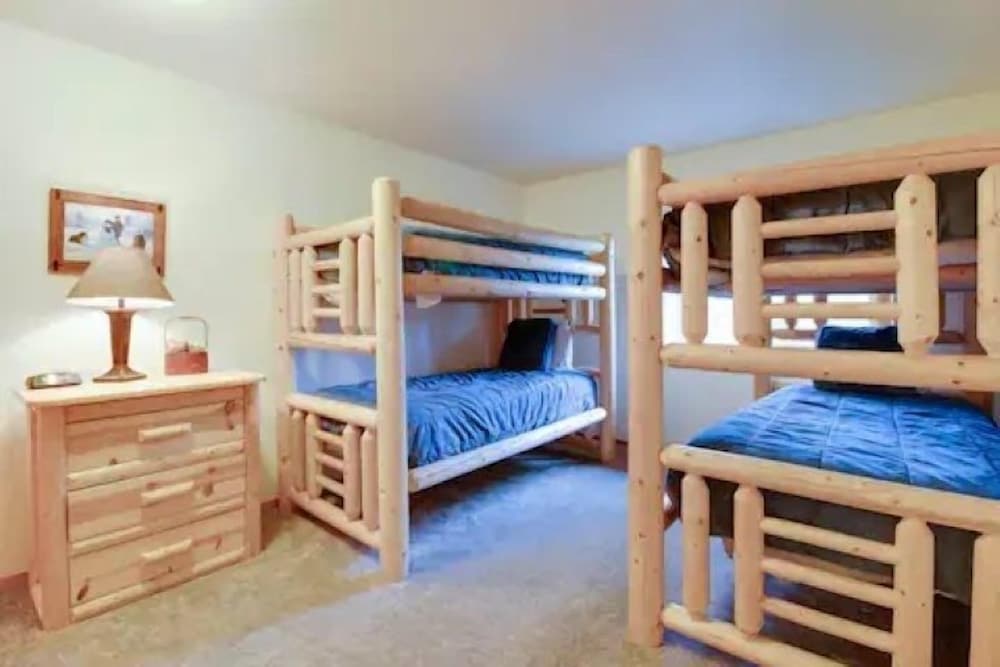 House, 4 Bedrooms