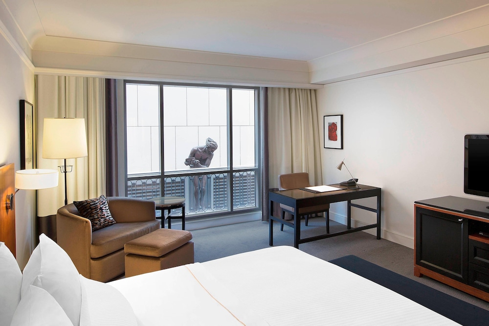 Standard Room, 1 King Bed - Photo 1