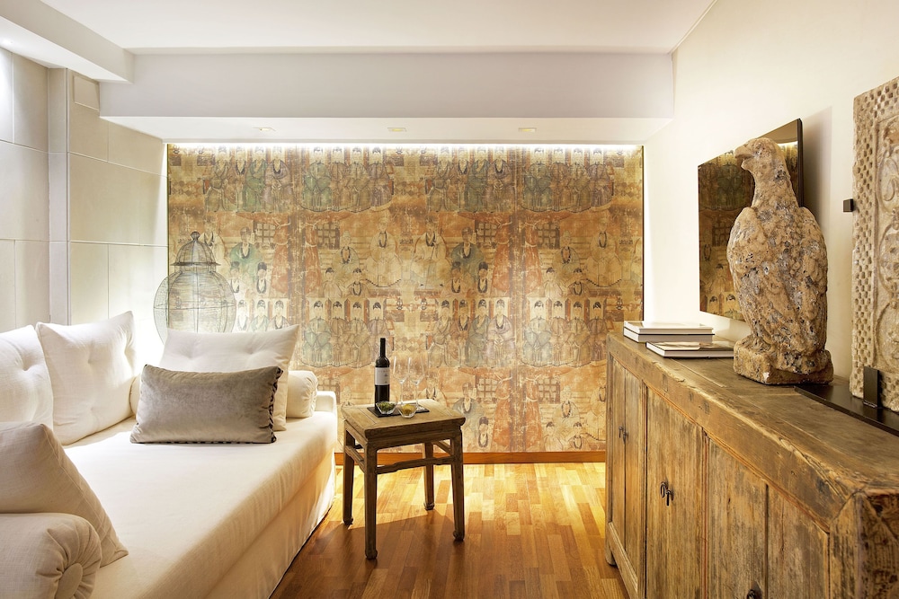 Suite (Duplex) thumbnail 5