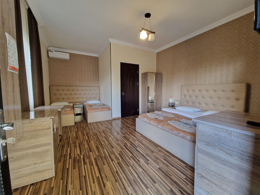 Family Room photo 1