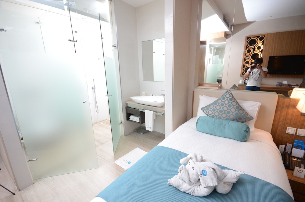 Standard Room, 2 Twin Beds, Park View - Photo 8
