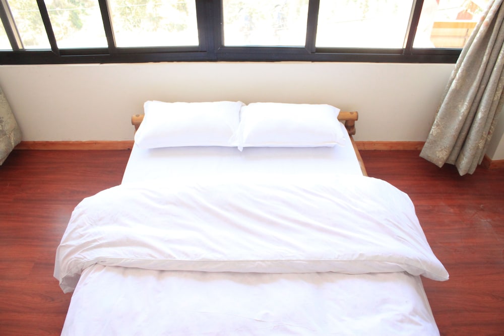 Standard Triple Room, Hill View photo 2