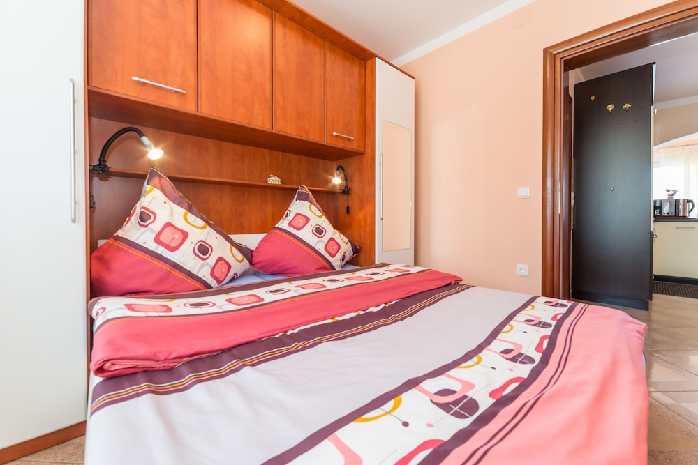 Apartment, 2 Bedrooms (A1)