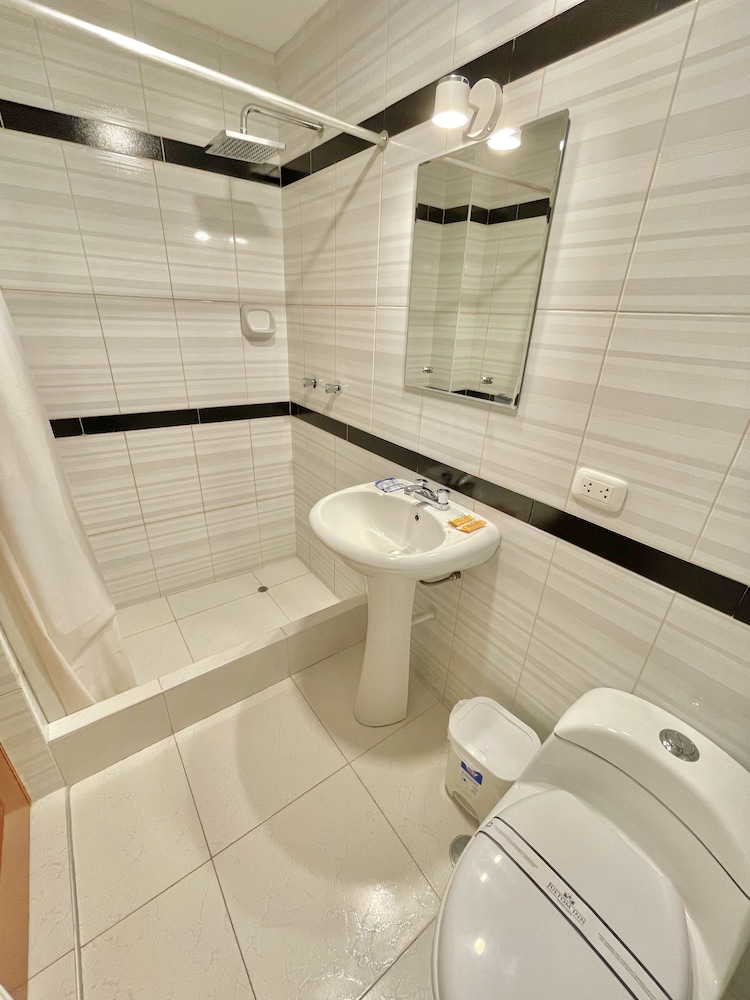 Executive Room photo 2