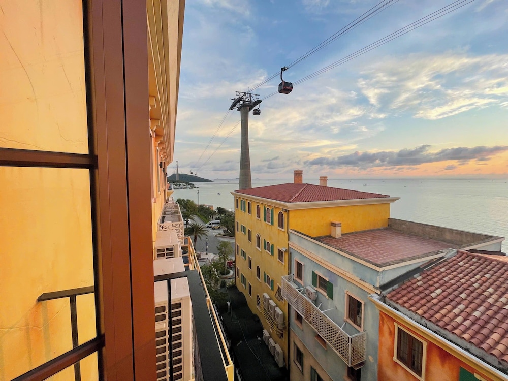 Deluxe Apartment, 2 Bedrooms, Beach View