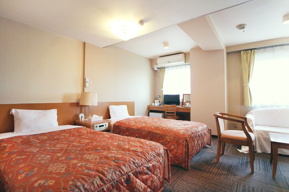 Twin Room with Sofa Bed, Non-Smoking - Photo 1