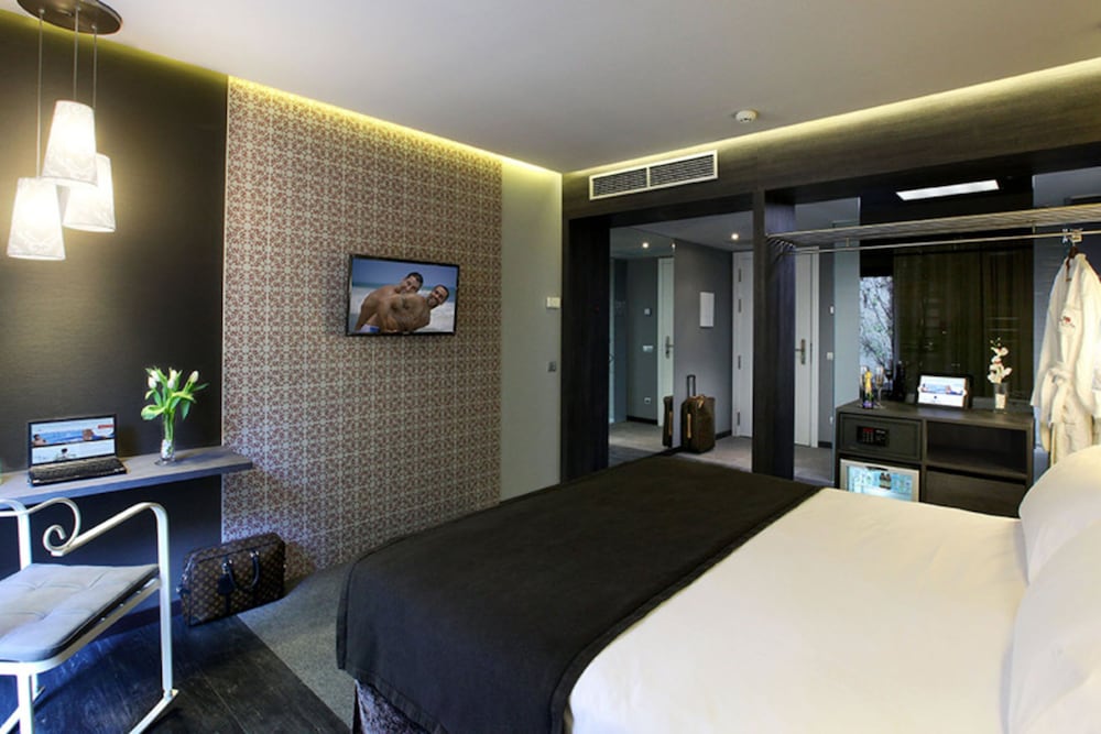 City Double Room (Ground Floor)