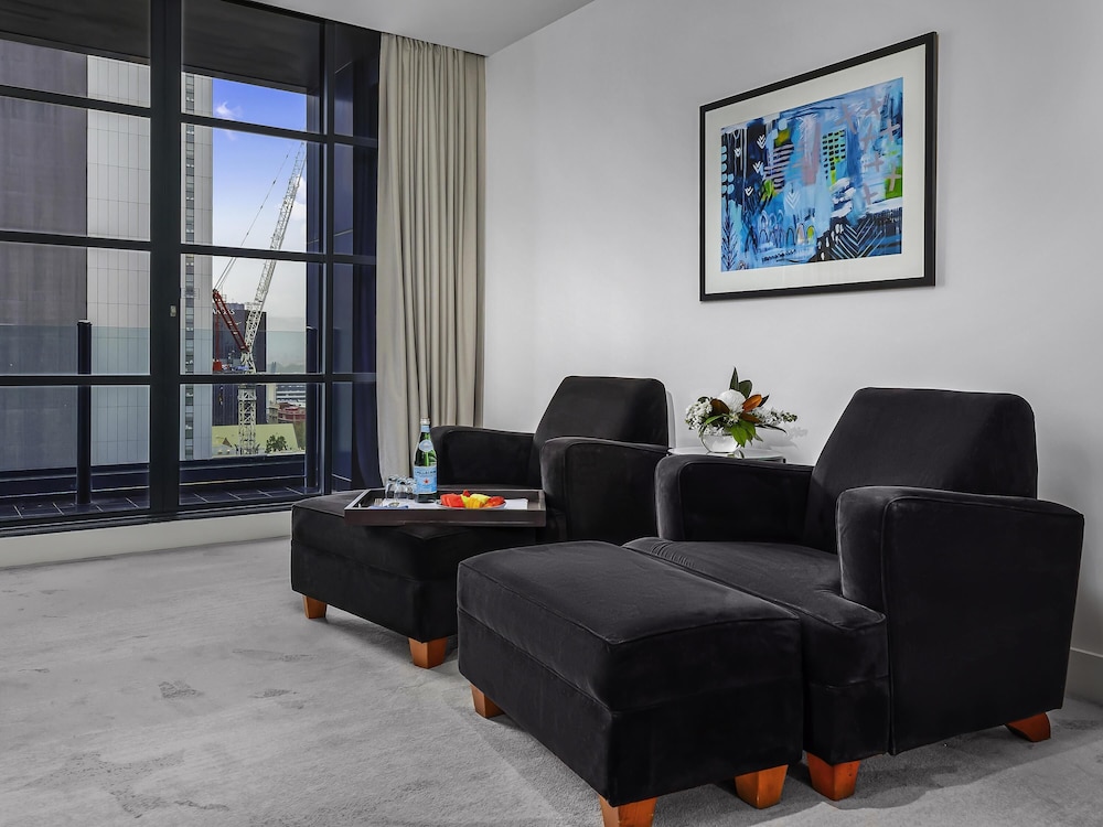 Peppers Deluxe Suite - Photo 6