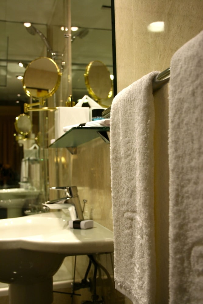 Trianon Hotel — photo 129