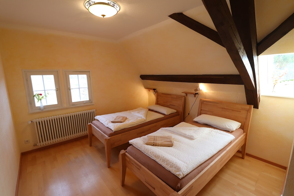 Basic Double or Twin Room photo 2