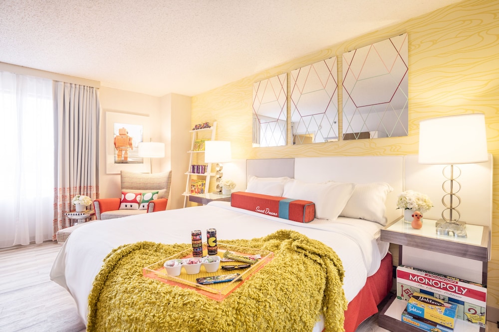 Room, 1 King Bed (Fun And Games)