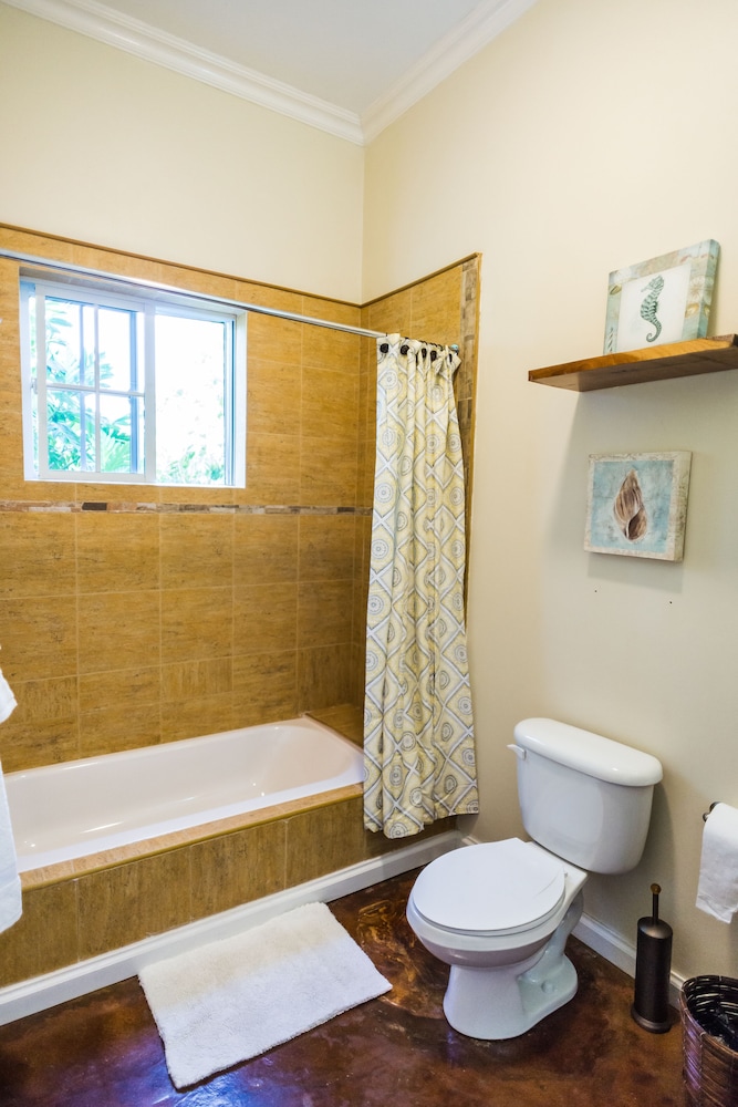 Premium Room, 2 Double Beds, Balcony, Garden View - Photo 6