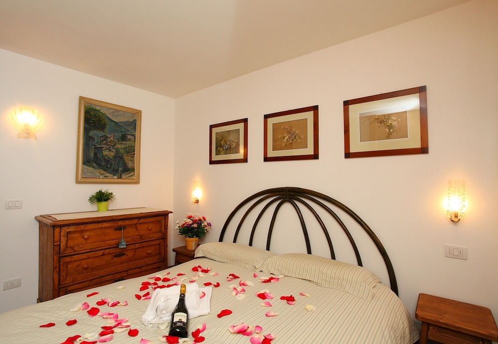 Family Apartment, Multiple Bedrooms, 2 Bathrooms (Chalet San Valentino)
