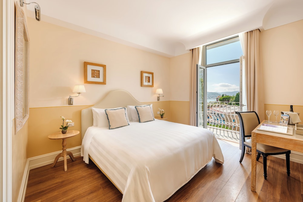 Room, Partial Sea View (Prestige) - Photo 1