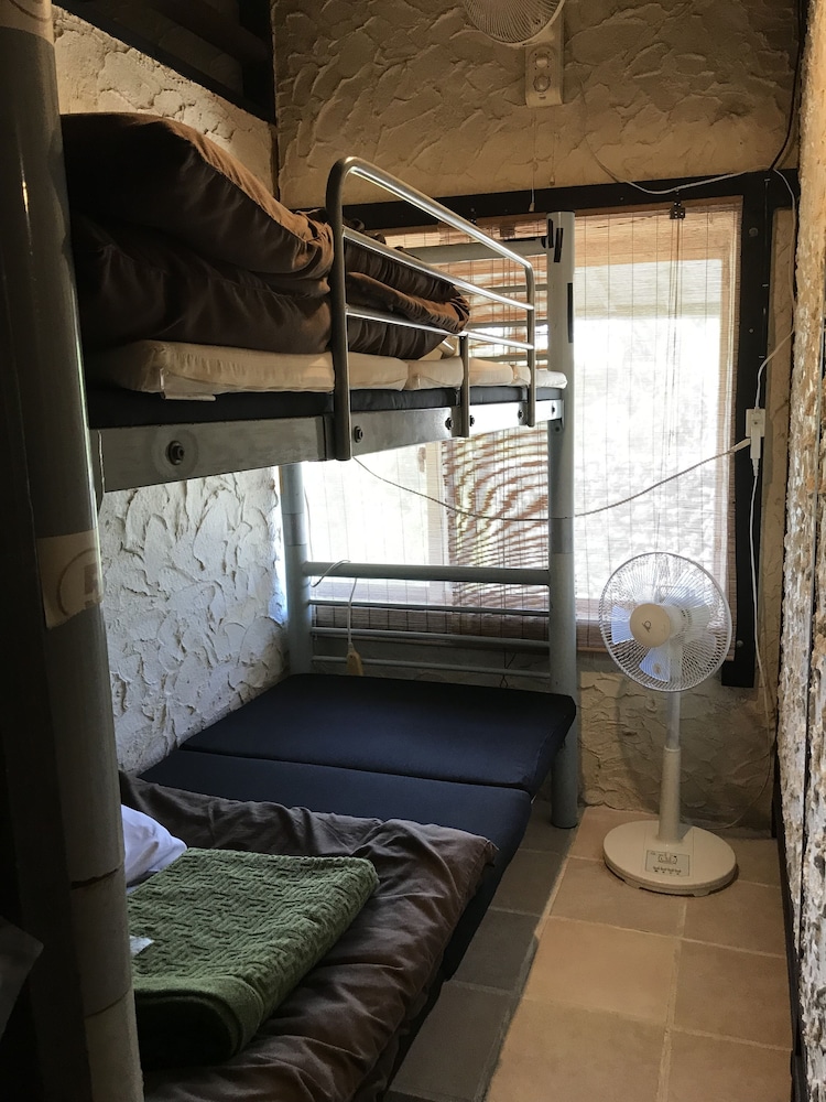 (Renovated) Asian Style Shared Dormitory, Women only photo 3