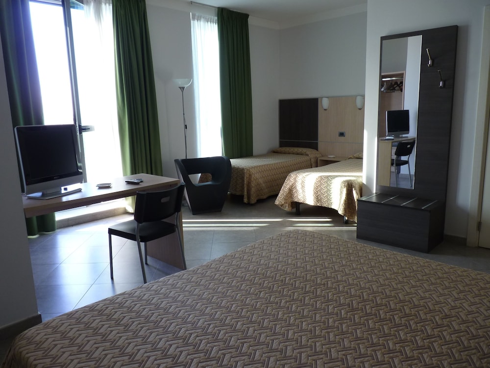 Standard Double Room photo 1