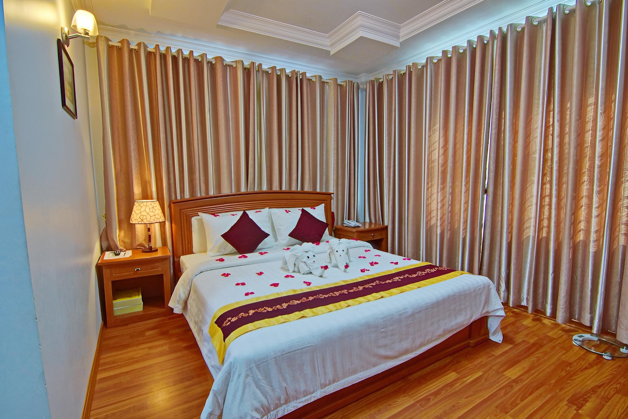 City Double Room, 1 Double Bed, City View photo 3
