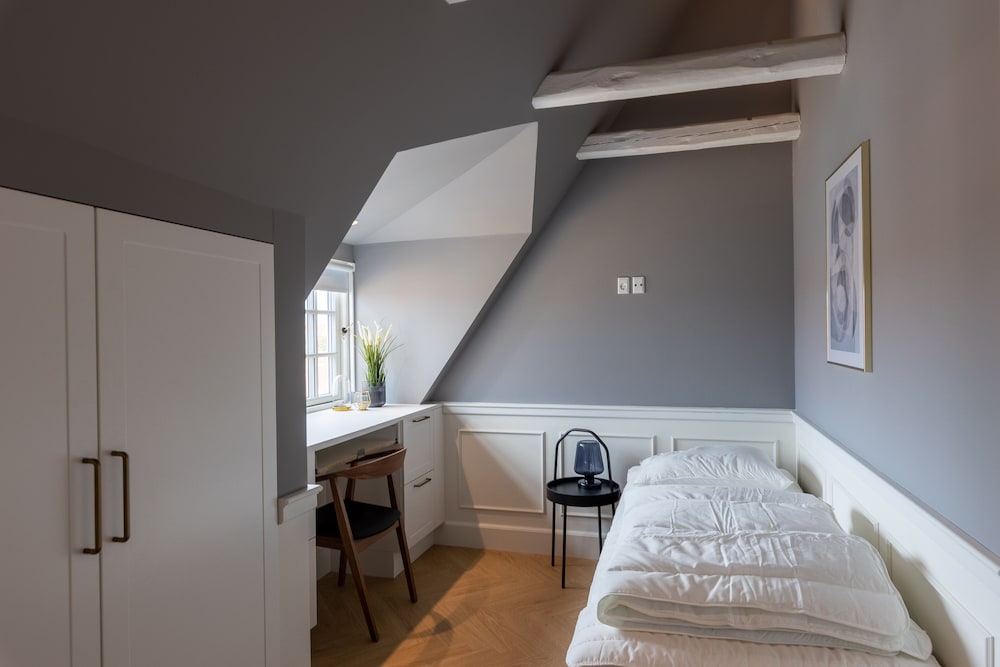 Luxury Apartment, 2 Bedrooms (5 persons Shared Terrace) photo 2