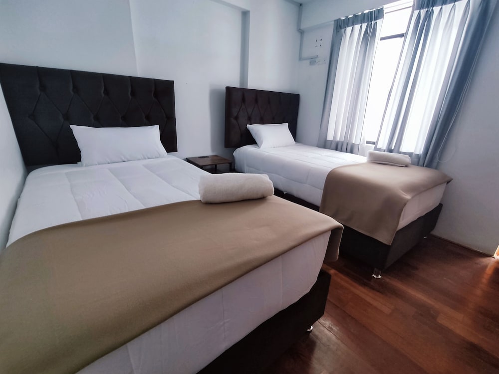 Classic Twin Room