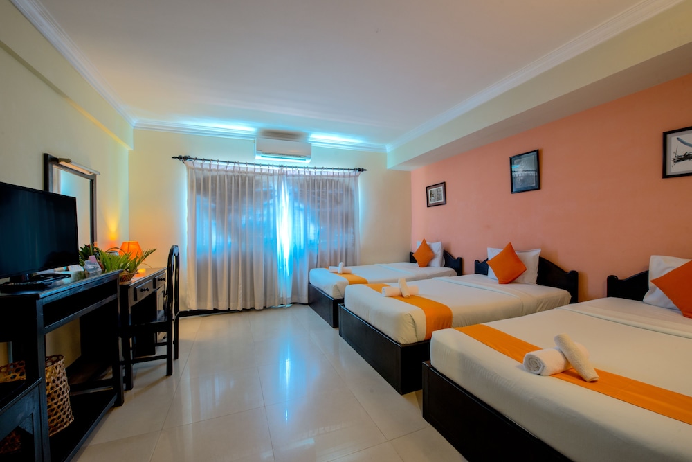 Superior Triple Room - Photo 1