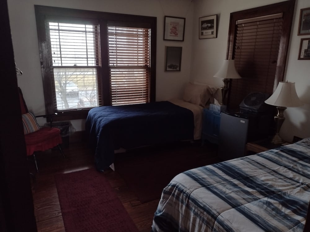 NEWMAN ROOM - 6 photo 1