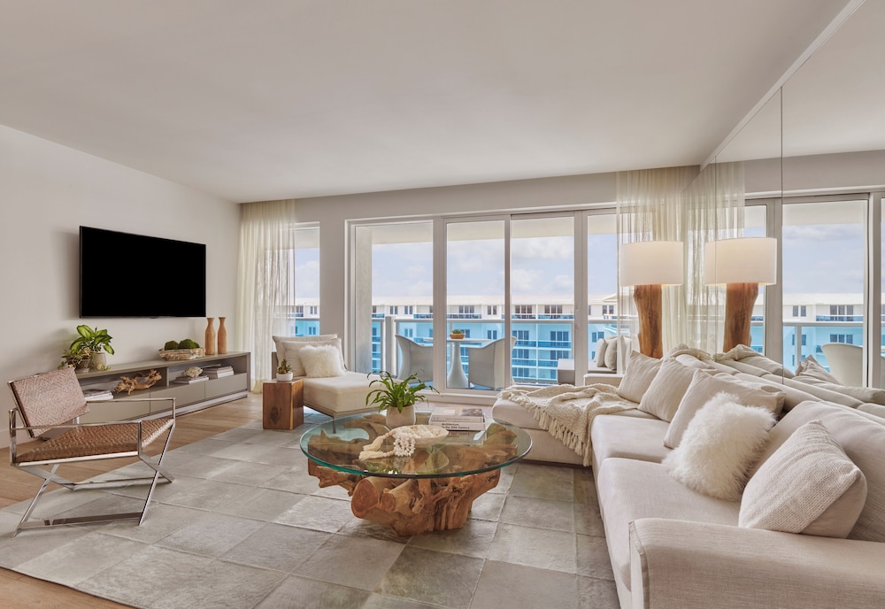 Room, 2 Bedrooms, Balcony, Ocean View (PH)