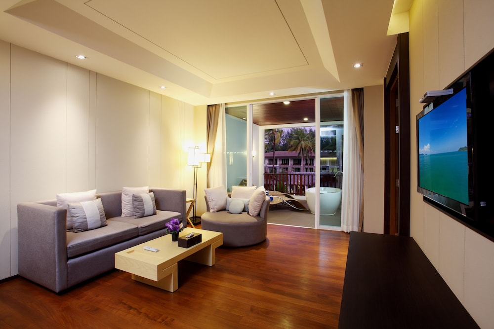 Suite, Pool View (Moken) photo 2