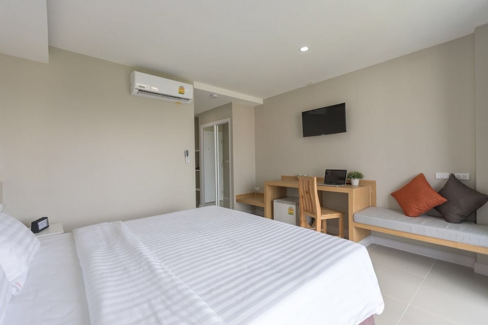 Standard Double Room - Photo 5