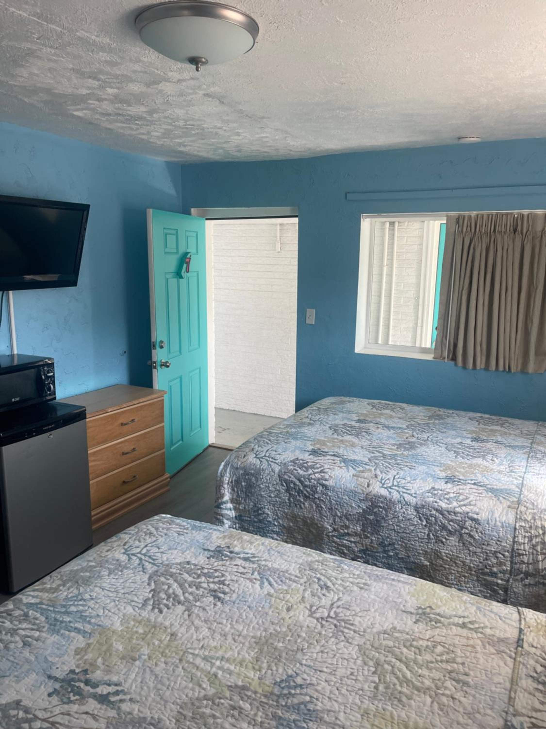 Economy Double Room With No View photo 1