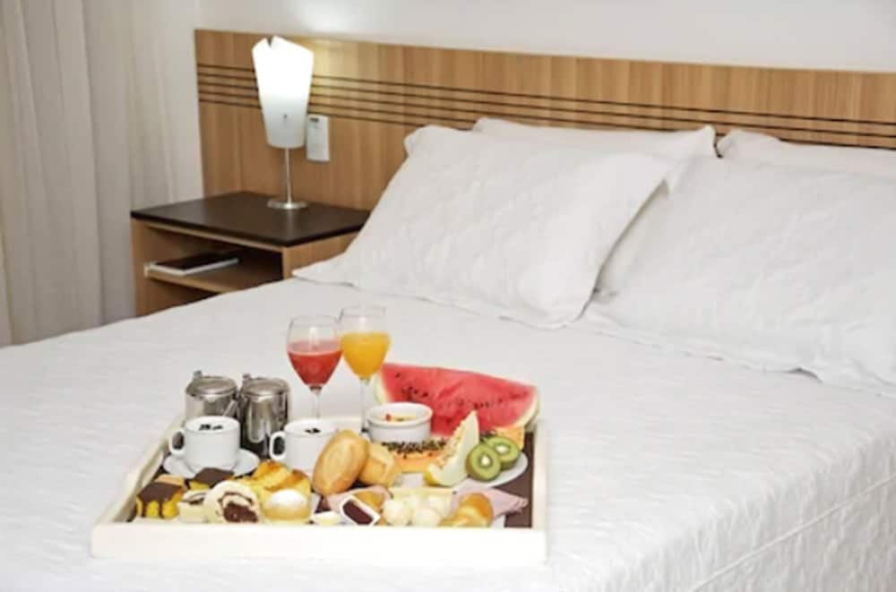 Deluxe Twin Room photo 2