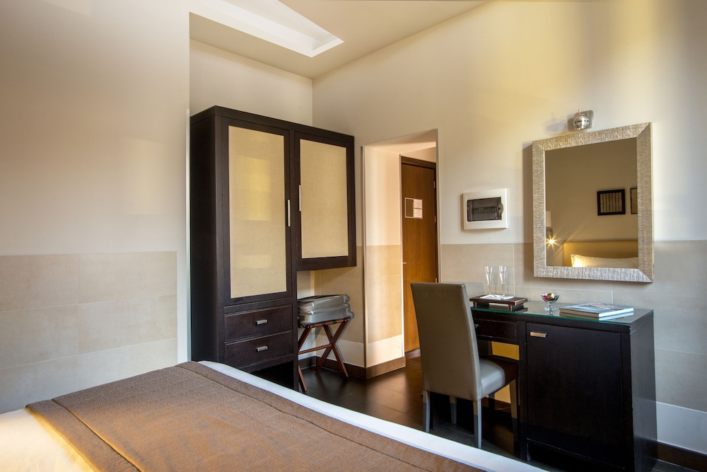 Deluxe Double Room - Photo 5