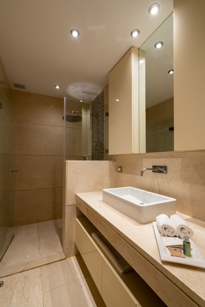 Standard Room - Photo 7