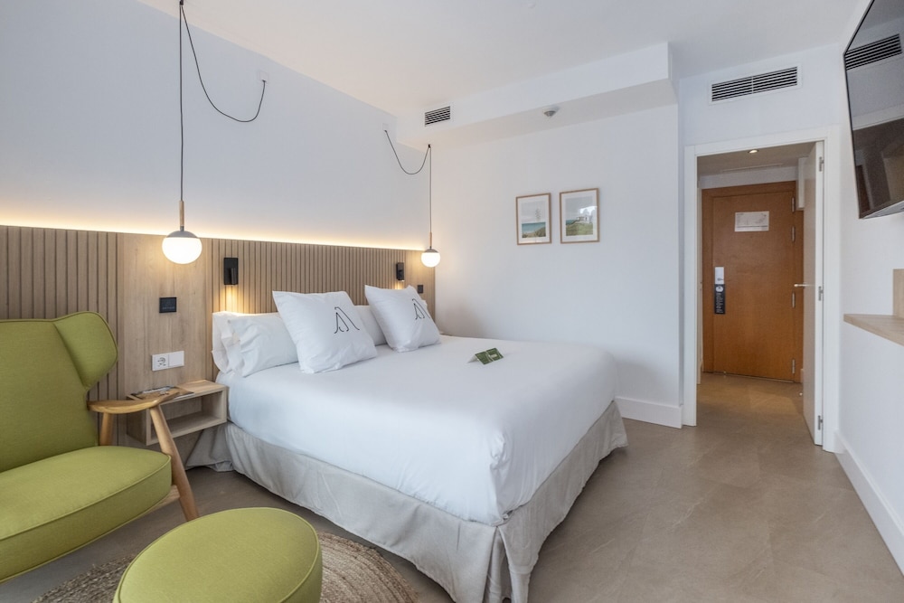 Premium Double Room, Balcony, Sea View Premium Double Room, Balcony, Sea View