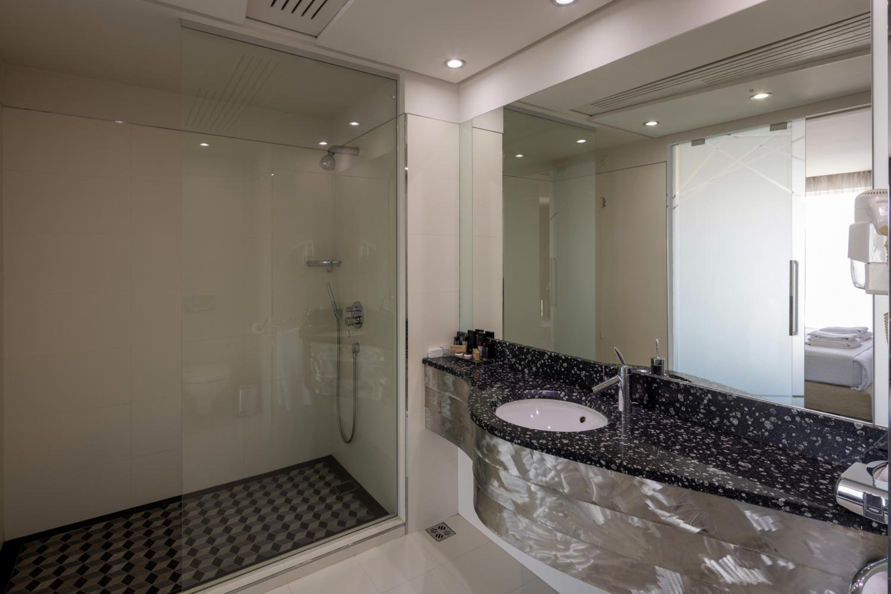 Standard Triple Room photo 1